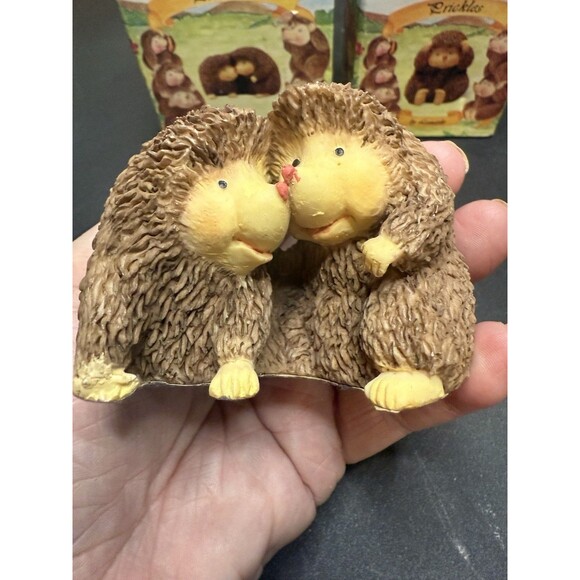Vintage Pair of Resin Hedgehog Figurines Decor Leonardo Collection w/Boxes - Picture 4 of 8